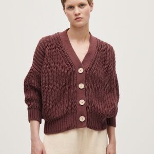 Babaa cardigan no18 black cherry